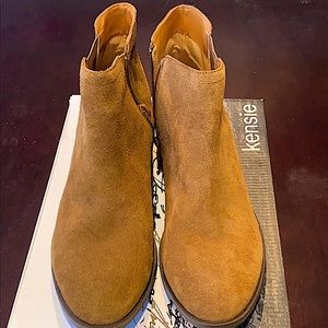 Ladies Boots